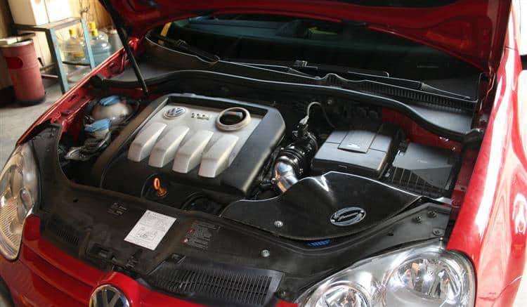 Športové sanie SimotaCarbon Fiber Aero Form VW Golf V 1.9 TDI 05- Air intake CF660-18 – Obrázok 6