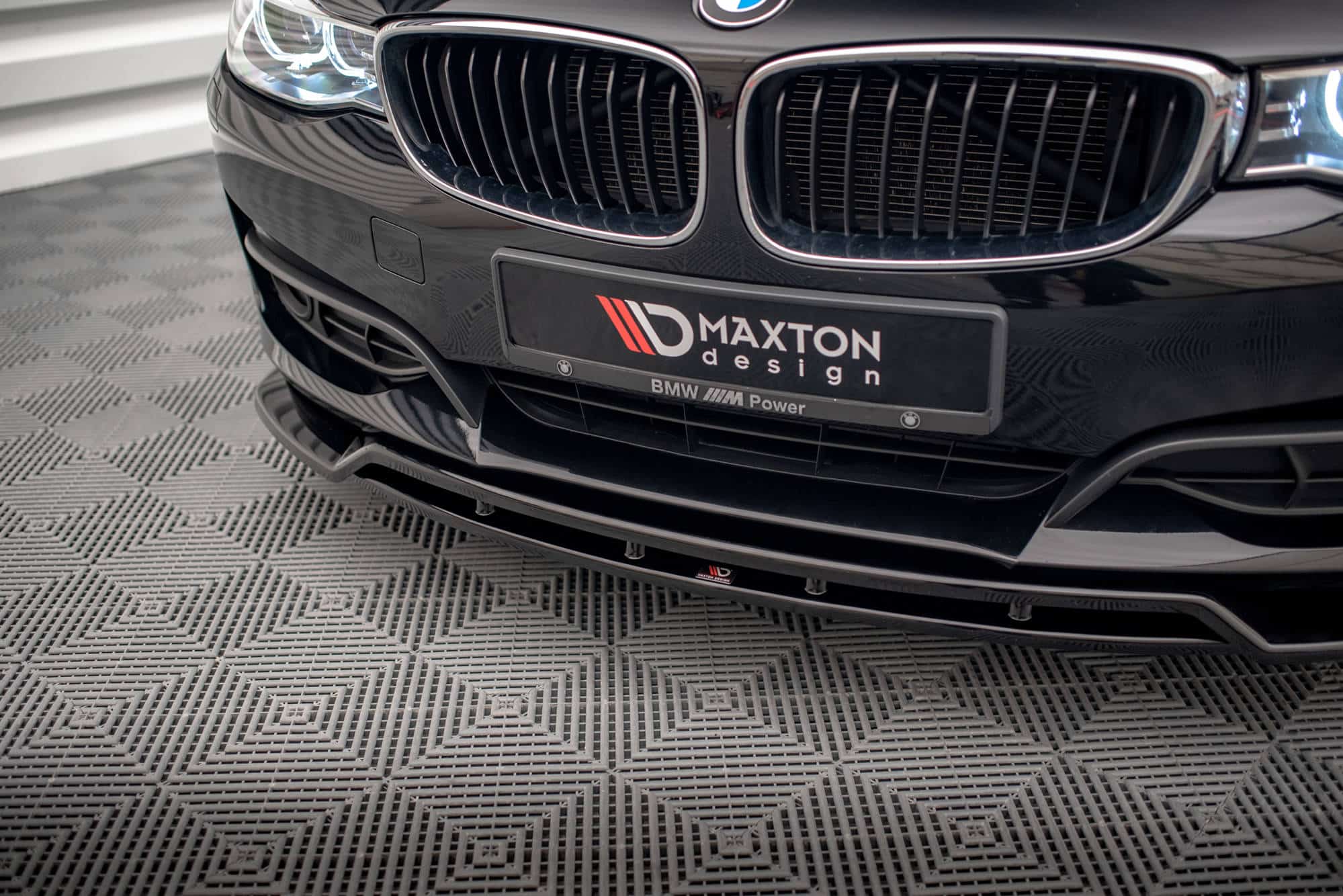 MAXTON DESIGN - Spoiler pod predný nárazník vhodné pre BMW 3 GT F34 – Obrázok 3
