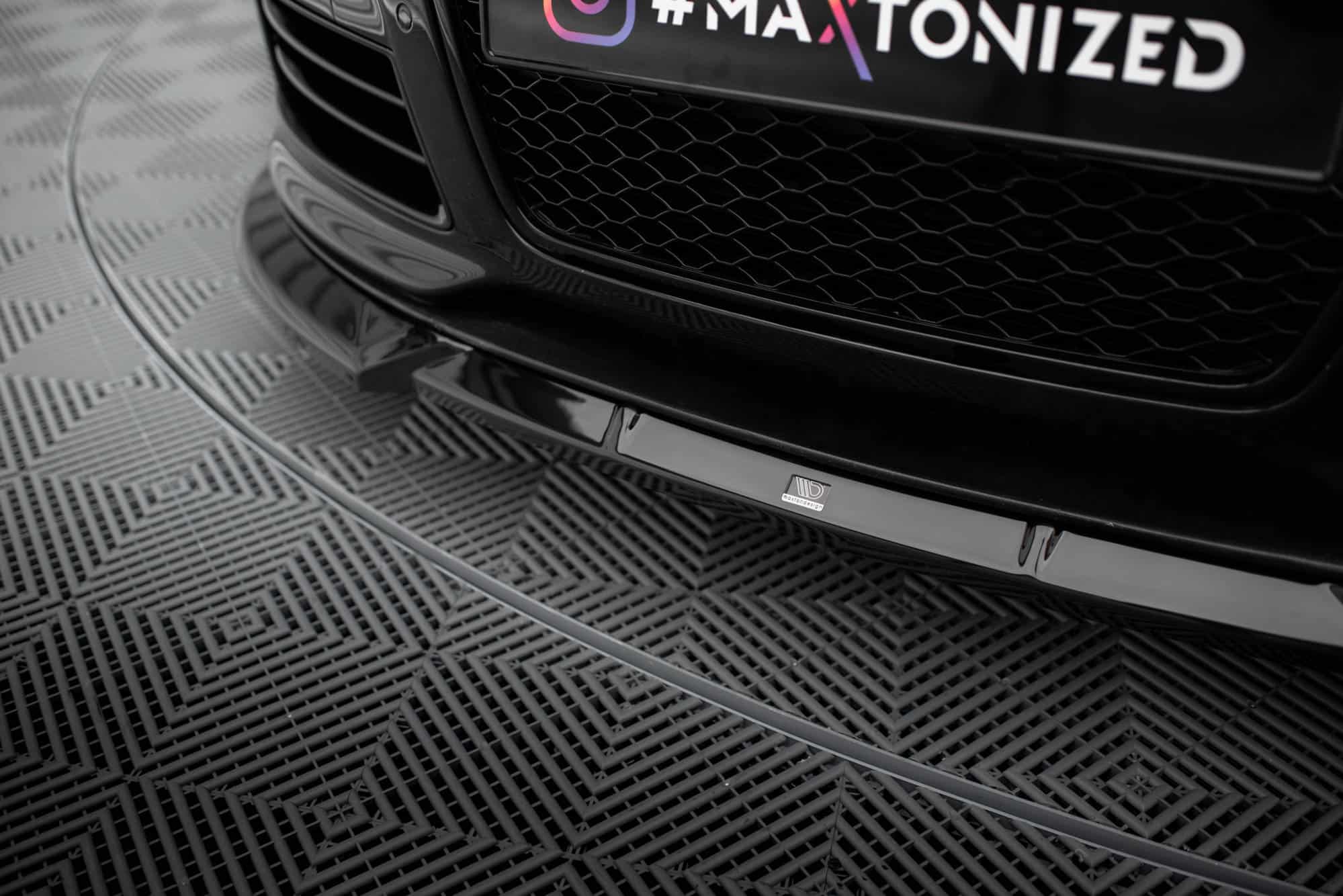 MAXTON DESIGN - Spoiler pod predný nárazník V.2 AUDI RS6 AVANT C6, Čierny lesk – Obrázok 3
