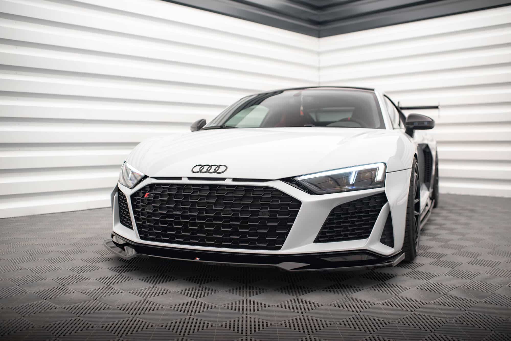 MAXTON DESIGN - Spoiler pod predný nárazník V.3 AUDI R8 MK2 FACELIFT, Čierny lesk – Obrázok 4