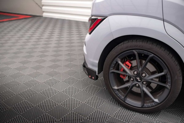 MAXTON DESIGN - Bočné difúzory zadného nárazníka V.1 HYUNDAI KONA N MK1, Čierny lesk – Obrázok 4