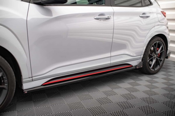 MAXTON DESIGN - Lišty pod bočné prahy V.1 HYUNDAI KONA N MK1, Čierny lesk – Obrázok 4