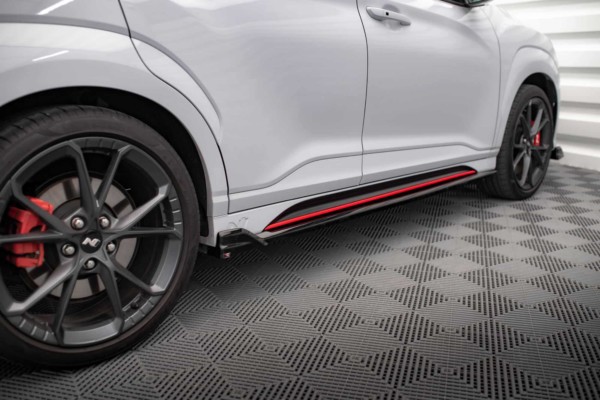 MAXTON DESIGN - Lišty pod bočné prahy V.2 HYUNDAI KONA N MK1, Čierny lesk – Obrázok 2