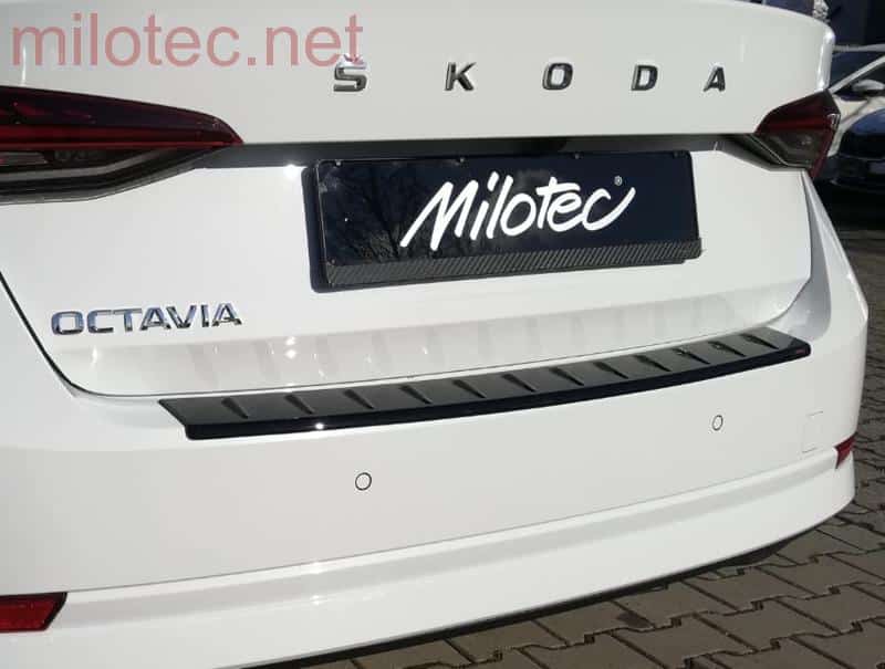 Lišta kufra, čierny lesk , Škoda Octavia IV. Limousine / Limousine RS, od r.v. 2019