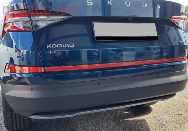 Práh 5. dveří RS look - čierny lesk , Kodiaq Facelift 2021–›