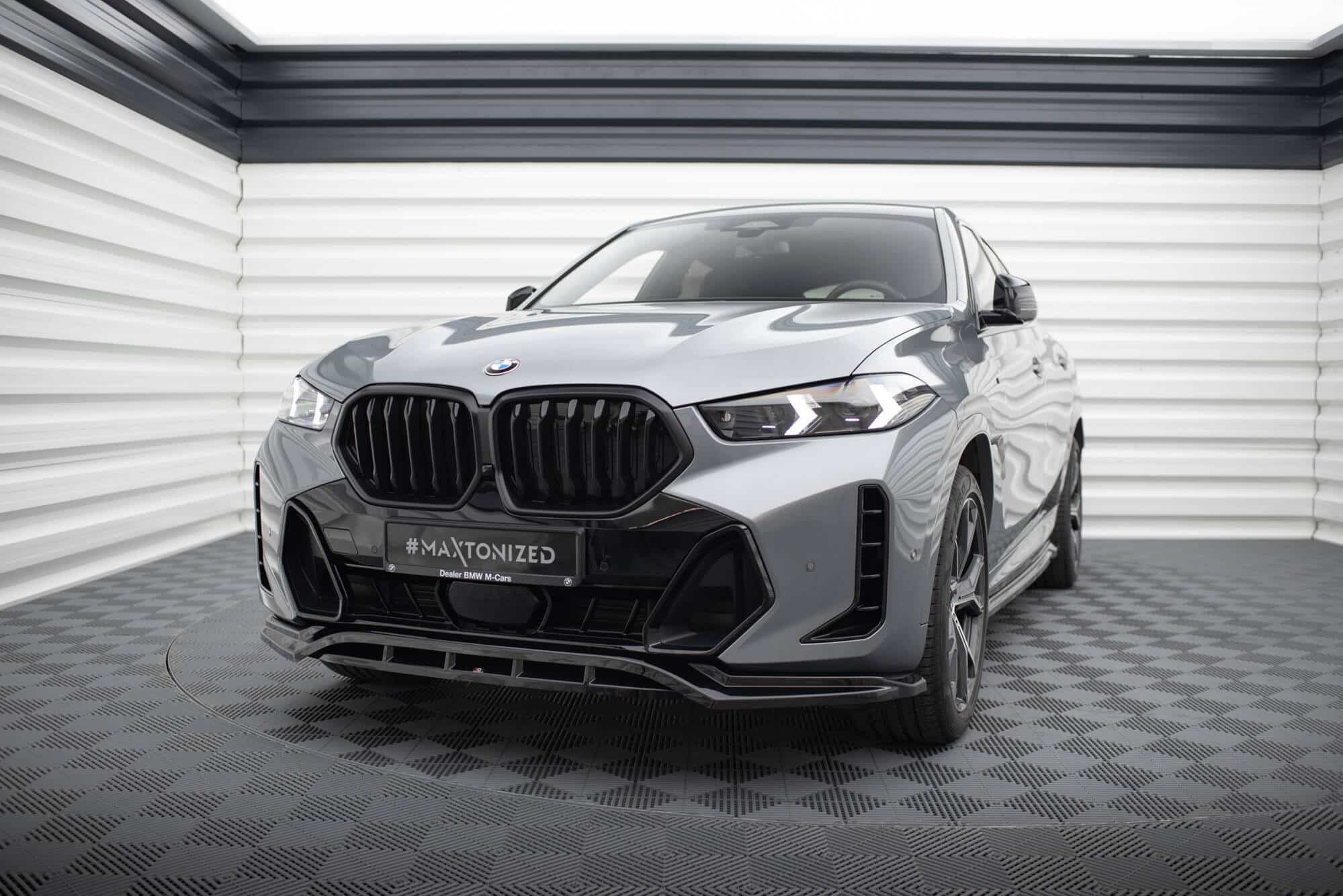 MAXTON DESIGN - Spoiler pod predný nárazník BV.1 vhodné pre BMW X6 M-PACK G06 FACELIFT, Čierny lesk – Obrázok 3