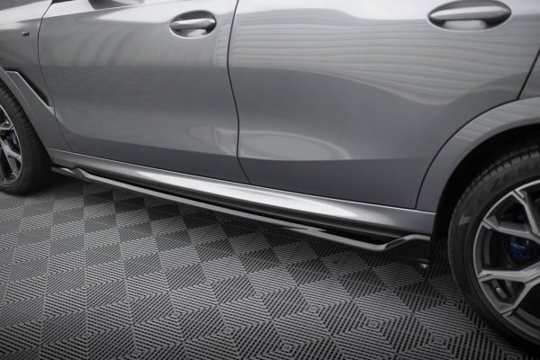 MAXTON DESIGN -Lišty pod bočné prahy V.1 vhodné pre BMW X6 M-PACK G06 FACELIFT, Čierny lesk – Obrázok 4