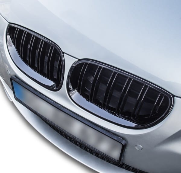 Maska čierna lesklá  - BMW 5er E60 rok 2003-2010, – Obrázok 3