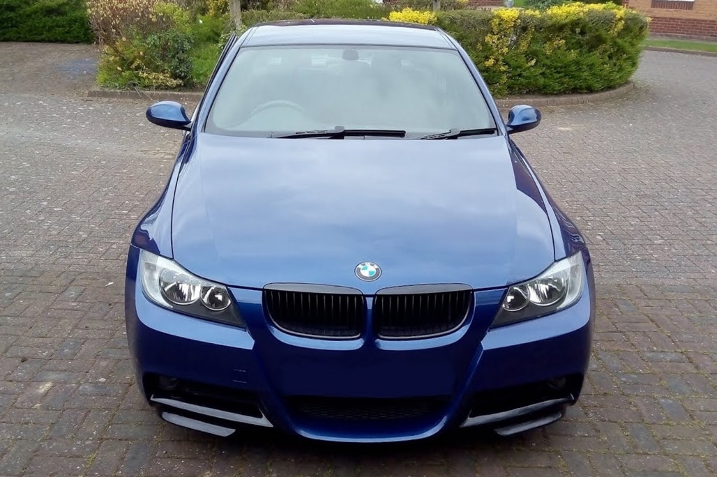 BMW 3 E90/E91 Mpaket (05-08) Splitre predného nárazníka Čierny lesk – Obrázok 2