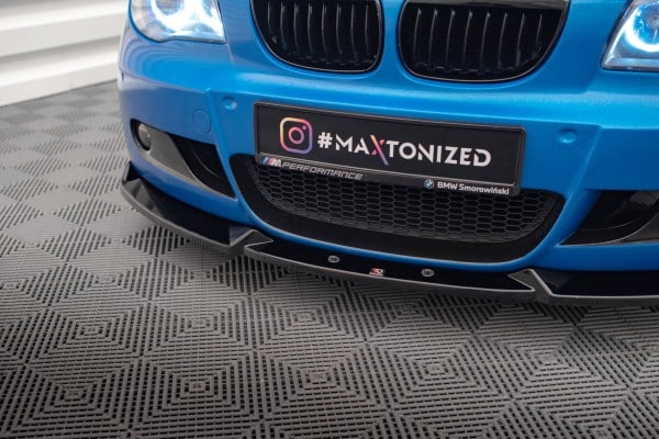 MAXTON DESIGN - Spoiler pod predný nárazník V.2 vhodné pre BMW 1 M-PACK E87 FACELIFT, Čierny lesk – Obrázok 3