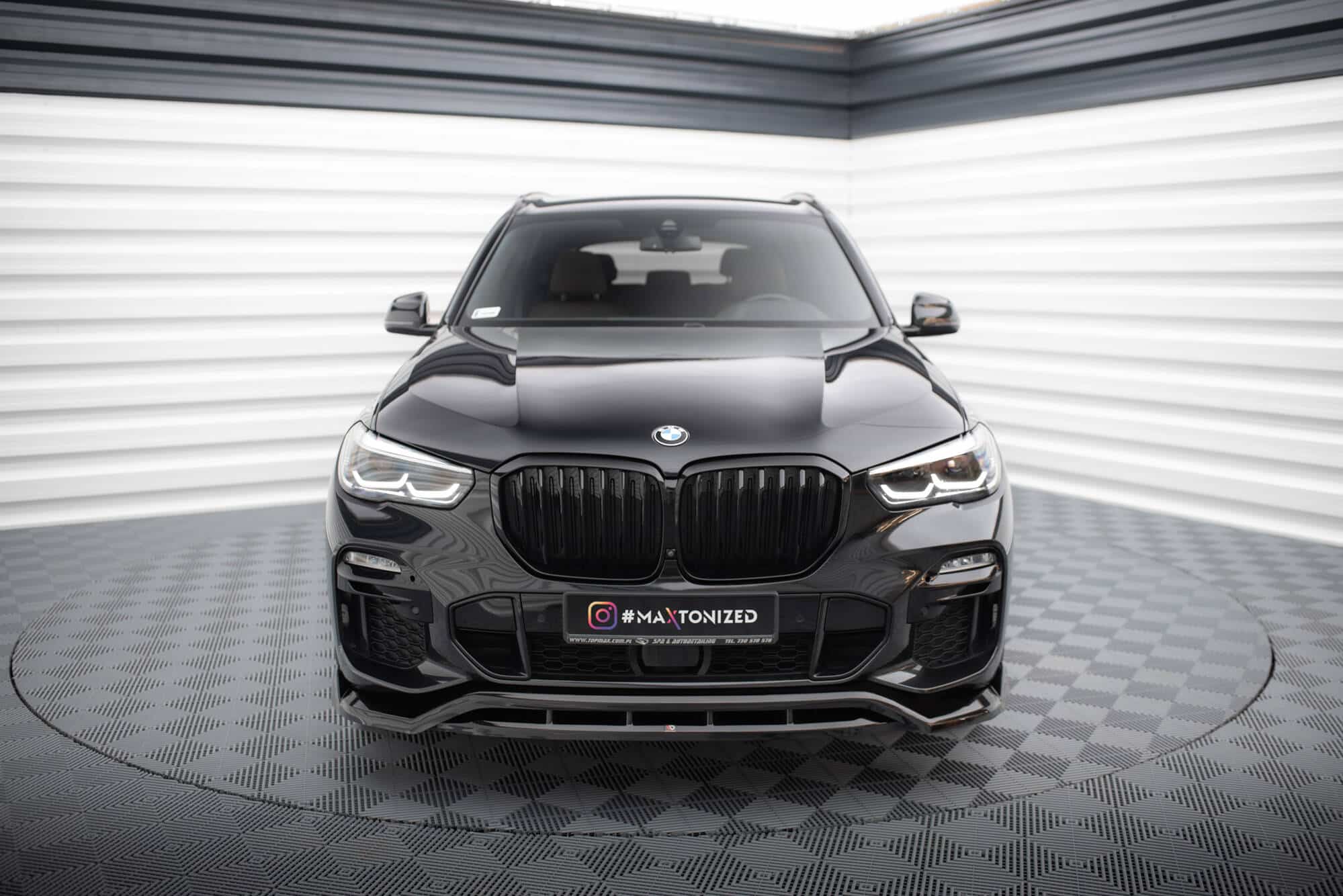 MAXTON DESIGN -Spoiler pod predný nárazník V.2 vhodné pre BMW X5 M-PACK G05, Čierny lesk – Obrázok 3