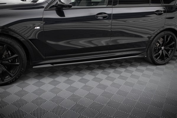 MAXTON DESIGN - Lišty pod bočné prahy vhodné pre BMW X7 M-PACK G07 FACELIFT, Čierny lesk – Obrázok 4