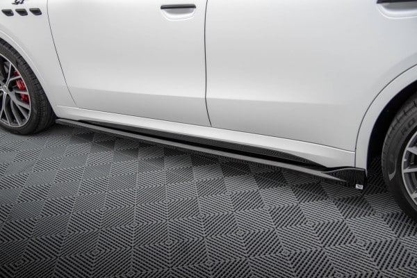 MAXTON DESIGN - Lišty pod bočné prahy MASERATI GRECALE GT / MODENA MK1, Čierny lesk – Obrázok 4