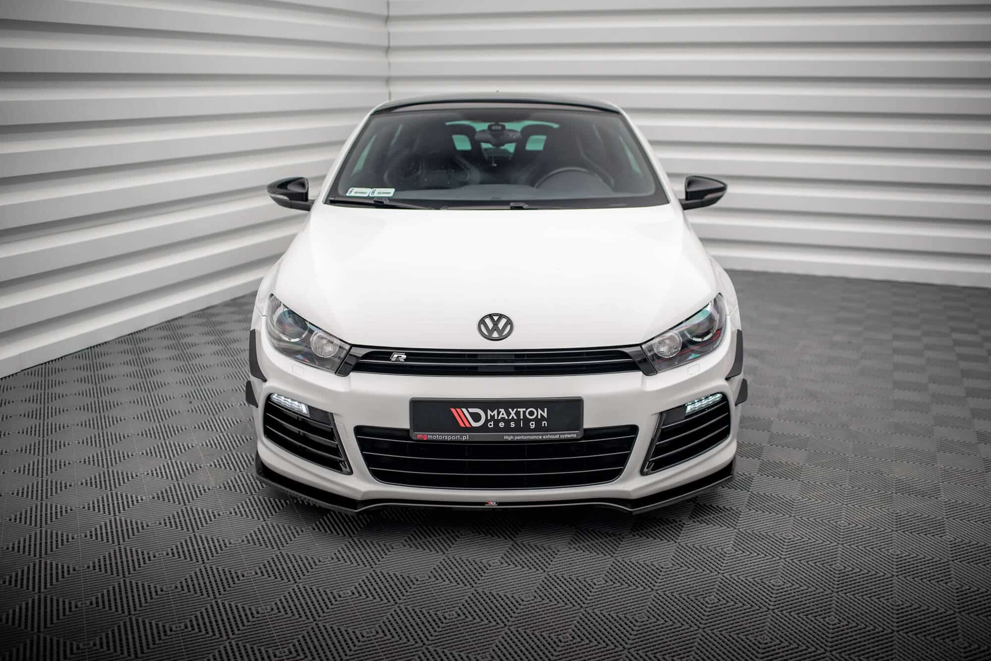 MAXTON DESIGN - Spoiler pod predný nárazník V.4 , VOLKSWAGEN SCIROCCO R MK3 , Čierny lesk – Obrázok 3