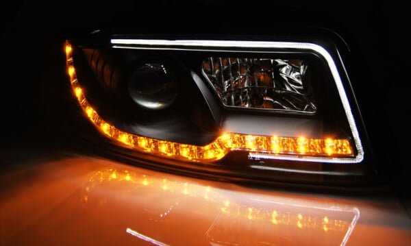 Predné svetlá TUBE LIGHT Čierne pre  AUDI A4 10.00-10.04 – Obrázok 3