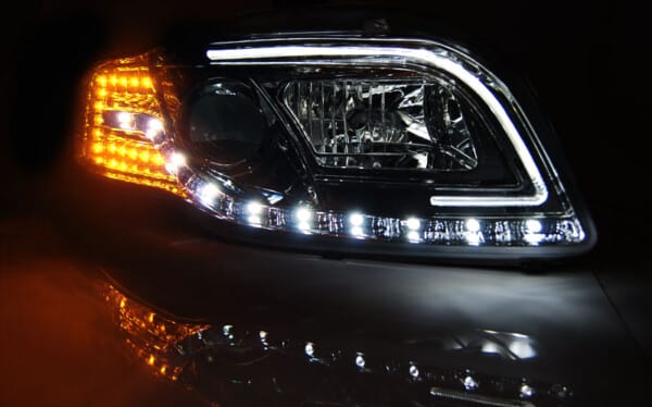 Predné svetlá TUBE LIGHT Chróm pre  AUDI A4 B7 11.04-03.08 – Obrázok 3
