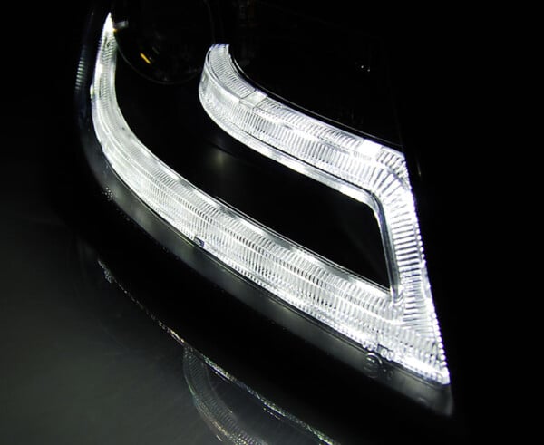 Predné svetlá TRUE DRL Čierne pre  AUDI A4 B8 04.08-11 – Obrázok 2