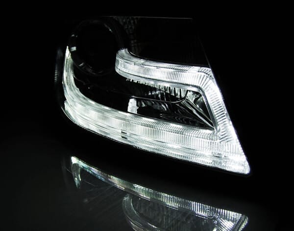 Xenonové predné svetlá TRUE DRL Chróm pre  AUDI A4 B8 04.08-11 – Obrázok 2