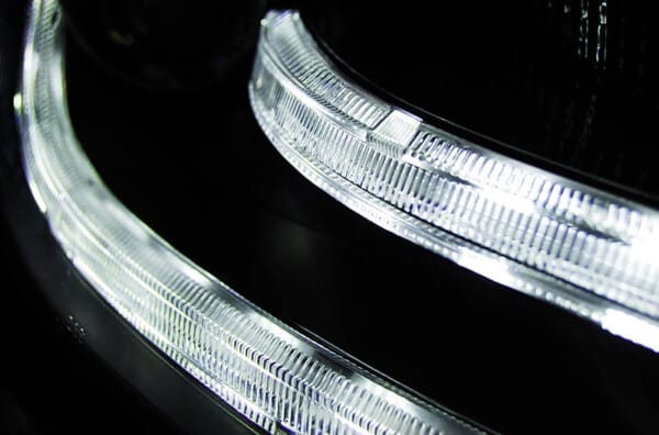 Xenonové predné svetlá TRUE DRL Čierne pre  AUDI A4 B8 04.08-11 – Obrázok 3