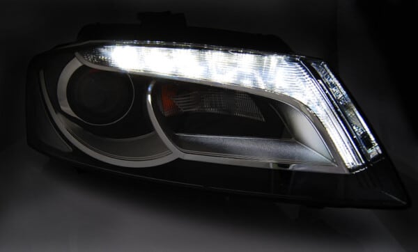 Predné svetlá TRUE DRL Čierne pre  AUDI A3 8P 08-12 – Obrázok 4