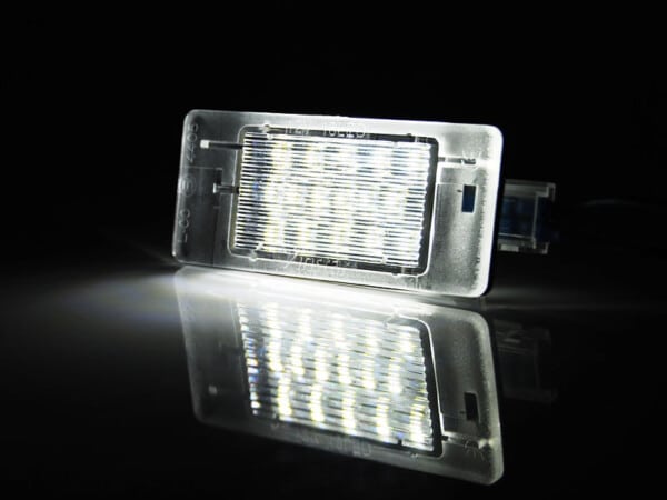 LED  osvetlenie ŠPZ OPEL VECTRA C KOMBI 02-08 – Obrázok 3