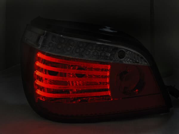 Zadné svetlá LED Červené SEQ pre BMW E60 07.03-07 – Obrázok 2