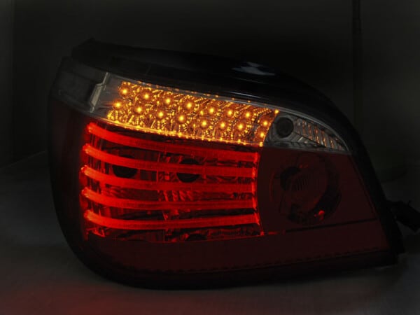 Zadné svetlá LED Červené dymové SEQ pre BMW E60 LCI 03.07-12.09 – Obrázok 3