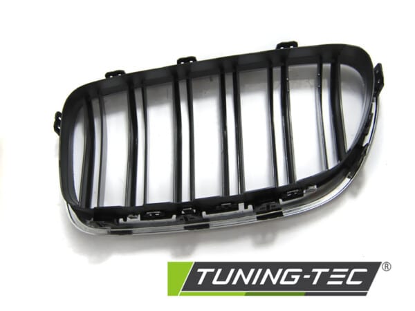 Maska CHRÓM Čierny lesk  LOOK vhodná pre BMW F10 / F11 10-16 – Obrázok 4