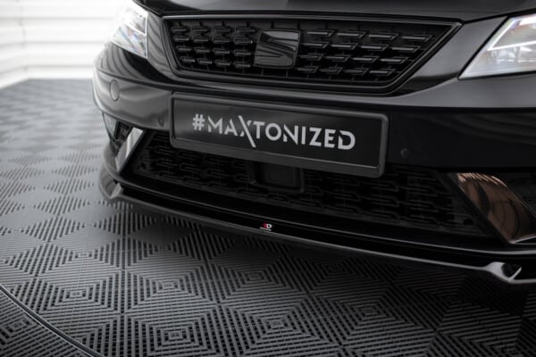 MAXTON DESIGN - Spoiler pod predný nárazník V.2, SEAT LEON MK3 FACELIFT, Čierny lesk – Obrázok 3