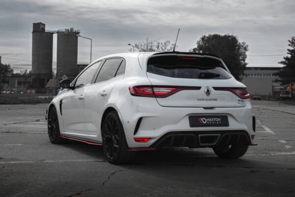 MAXTON DESIGN - Bočné difúzory zadného nárazníka V.2 RENAULT MEGANE RS MK4, Čierny lesk – Obrázok 3