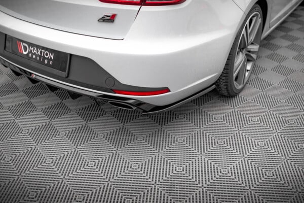 MAXTON DESIGN - Bočné spojlere zadného nárazníka V.2, SEAT LEON CUPRA SPORTSTOURER MK3, Čierny lesk – Obrázok 3