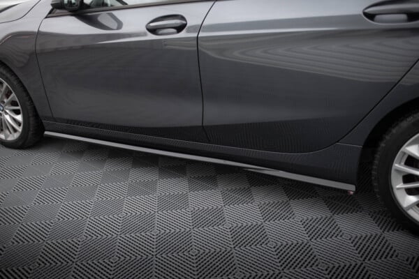 MAXTON DESIGN - Lišty pod bočné prahy vhodné pre BMW 1 F40 ,Čierny lesk – Obrázok 4
