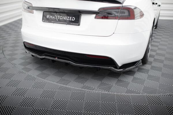 MAXTON DESIGN - Spoiler pod zadný nárazník V.1, TESLA MODEL S PLAID MK1 FACELIFT, Čierny lesk – Obrázok 4