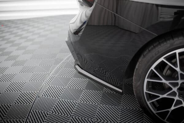 MAXTON DESIGN - Bočné spojlere zadného nárazníka V.3 ,vhodné pre BMW 2 G42, Čierna lesklá – Obrázok 4