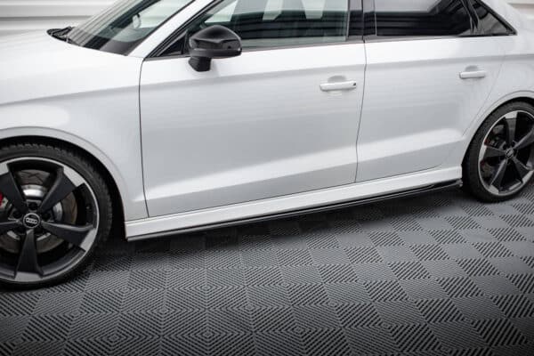 MAXTON DESIGN - Lišty pod bočné prahy V.2, AUDI RS3 SEDAN 8V FACELIFT, Čierny lesk – Obrázok 3