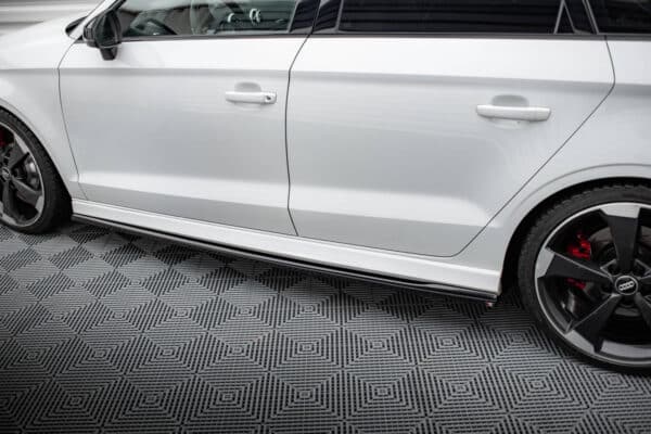 MAXTON DESIGN - Lišty pod bočné prahy V.2, AUDI RS3 SEDAN 8V FACELIFT, Čierny lesk – Obrázok 4