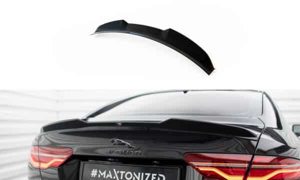 MAXTON DESIGN -Spoiler kufra 3D, JAGUAR XE X760 FACELIFT, Čierny lesk
