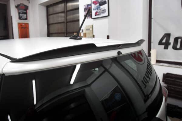 MAXTON DESIGN - Predlženie spoilera kufra, TOYOTA IQ, Čierny lesk – Obrázok 3