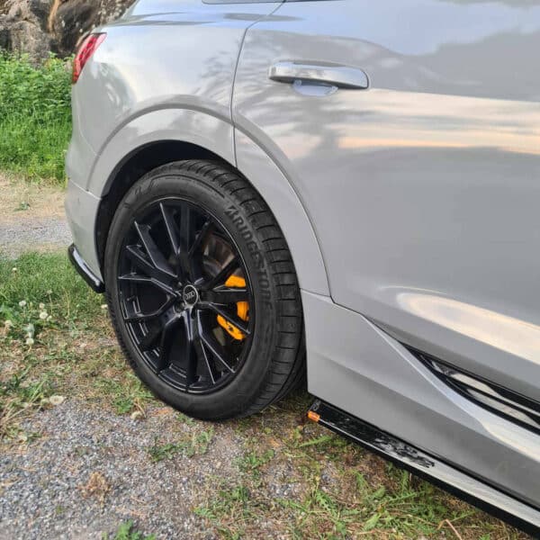 MAXTON DESIGN - Lišty pod bočné prahy ,AUDI E-TRON S-LINE,  Čierny lesk – Obrázok 5