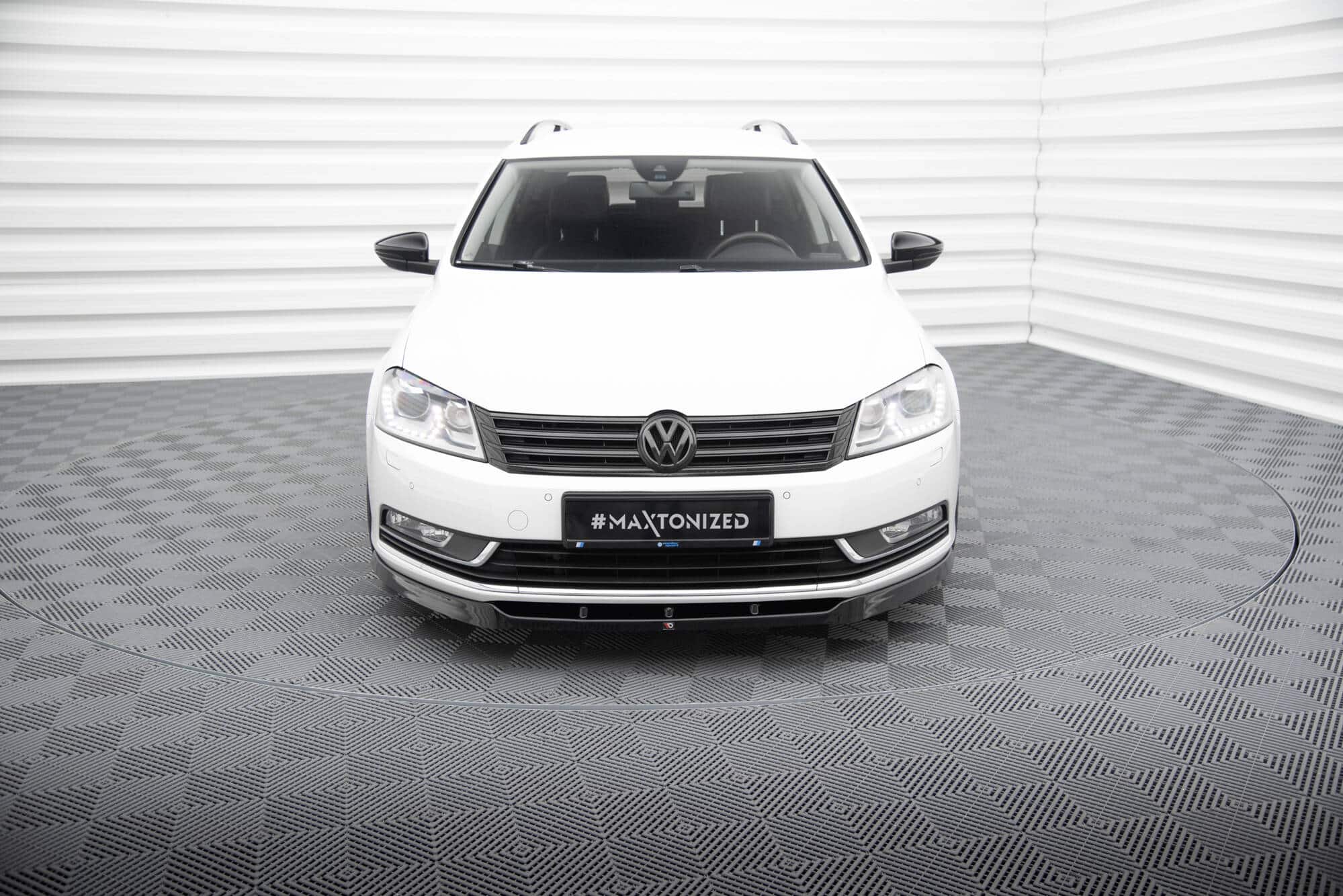 MAXTON DESIGN -Spoiler pod predný nárazník V.1, VOLKSWAGEN PASSAT B7, Čierny lesk – Obrázok 2