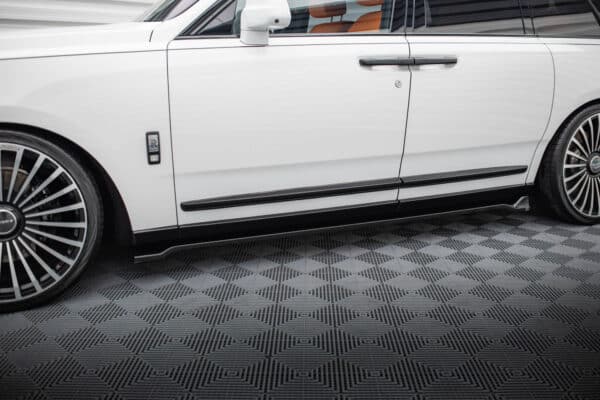 MAXTON DESIGN - Lišty pod bočné prahy, ROLLS ROYCE CULLINAN, Čierny lesk – Obrázok 3