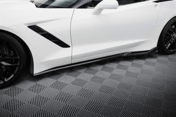 MAXTON DESIGN - Lišty pod bočné prahy V.2, CHEVROLET CORVETTE C7, Čierny lesk – Obrázok 4