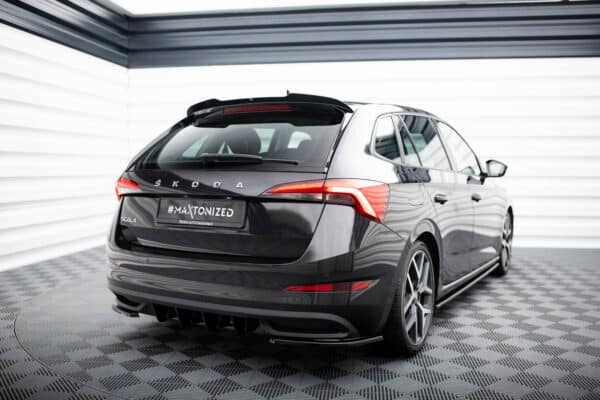 MAXTON DESIGN - Spoiler kufra , SKODA SCALA, Čierny lesk – Obrázok 5