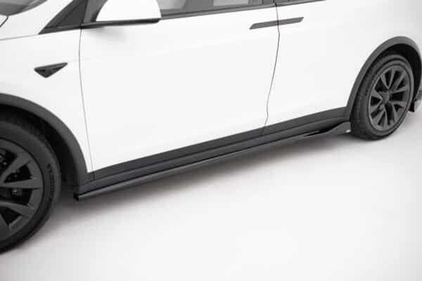 MAXTON DESIGN - Lišty pod bočné prahy V.2 , TESLA MODEL X MK1 FACELIFT, Čierny lesk – Obrázok 3