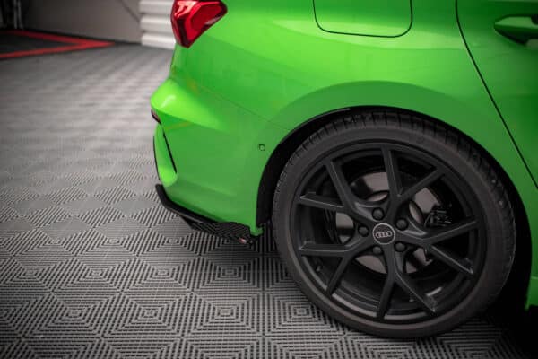 MAXTON DESIGN - Street Pro Bočné splitre zadného nárazníka Audi RS3 Sedan 8Y, Čierna Lesklá – Obrázok 2
