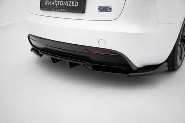 MAXTON DESIGN - Spoiler pod zadný nárazník V.1 Tesla Model 3 Performance Mk1 Facelift, Čierny lesk – Obrázok 2