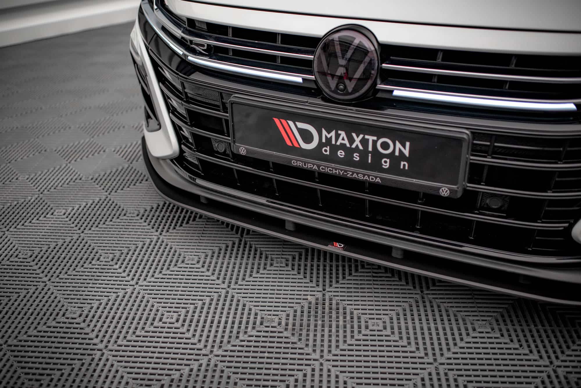 MAXTON DESIGN - Street Pro Spoiler pod predný nárazník Volkswagen Arteon R, Čierna Matná – Obrázok 3