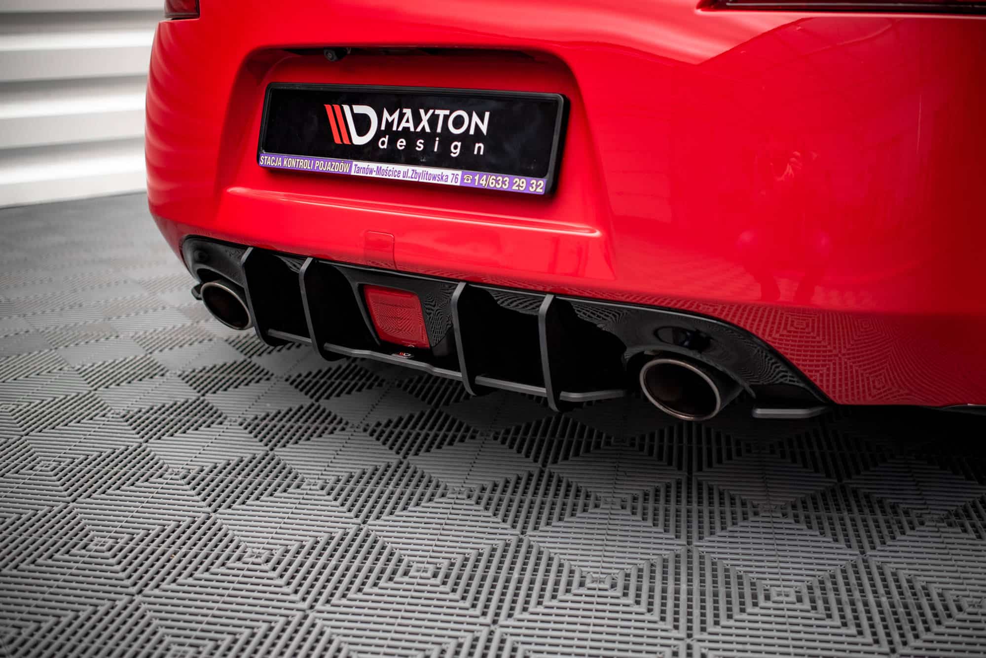 MAXTON DESIGN - Street Pro Zadný difúzor Nissan 370Z, Čierna Matná – Obrázok 3