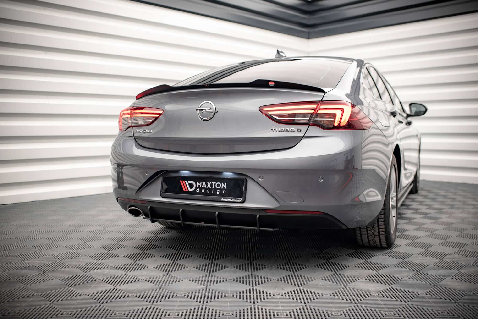 MAXTON DESIGN - Street Pro Zadný difúzor Opel Insignia Mk2, Čierna Matná – Obrázok 2