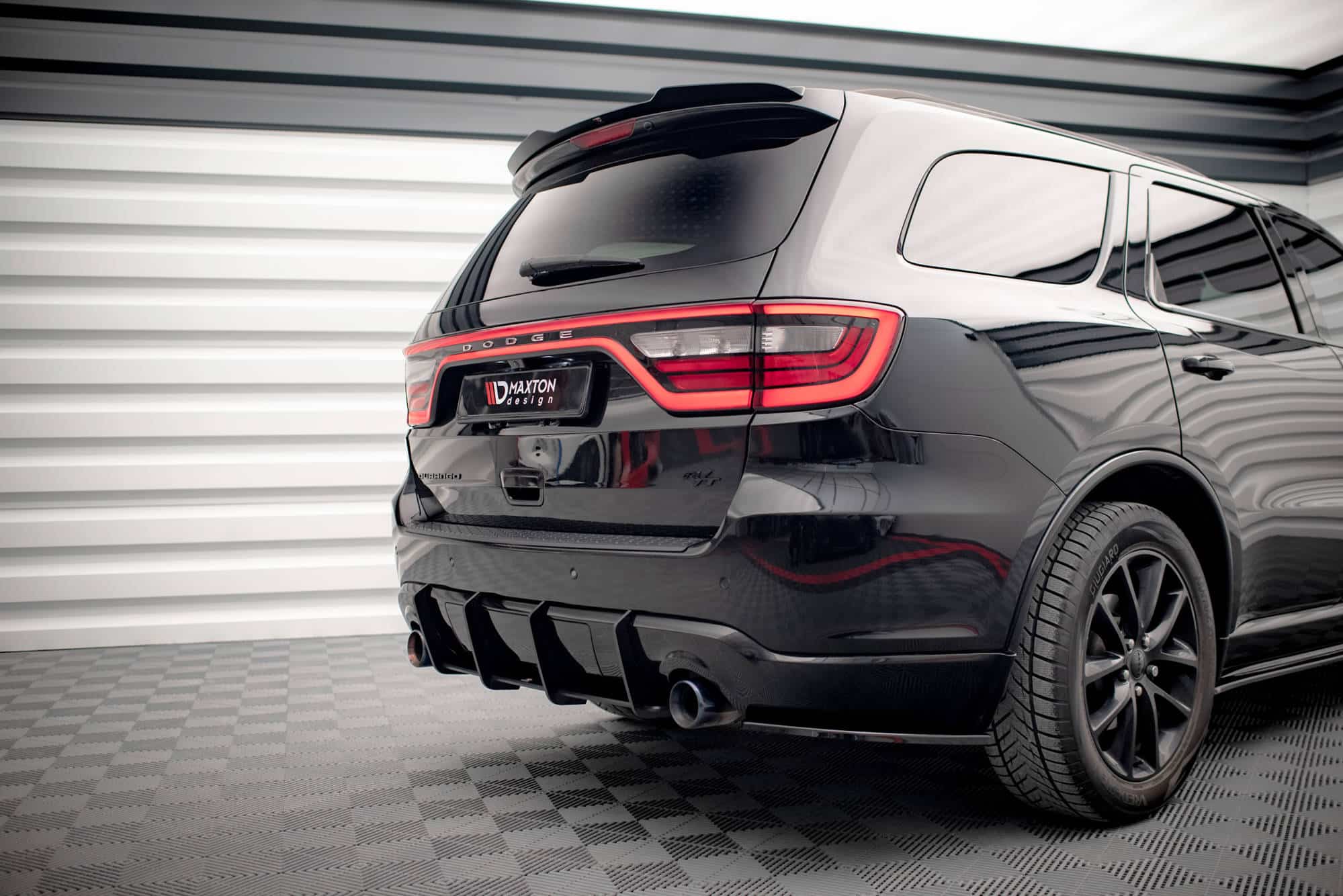 MAXTON DESIGN - Street Pro Zadný difúzor V.2 Dodge Durango RT Mk3, Čierna Matná – Obrázok 3
